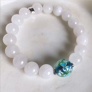 Quartz bracelet with handmade Venetian glass